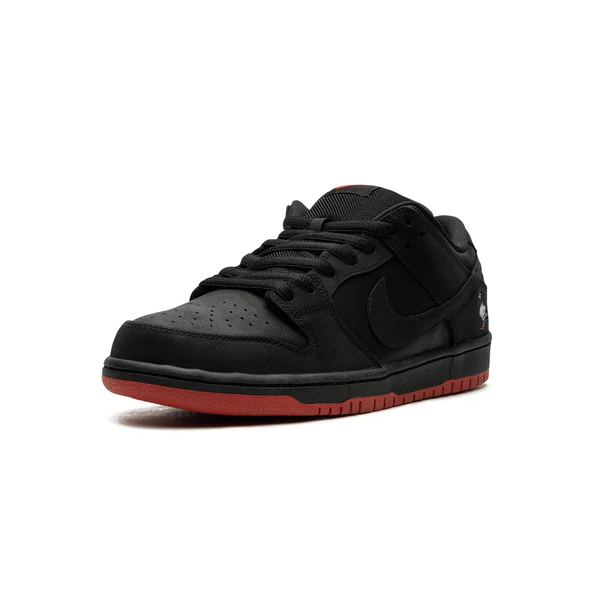 SB DUNK LOW BLACK PIGEON