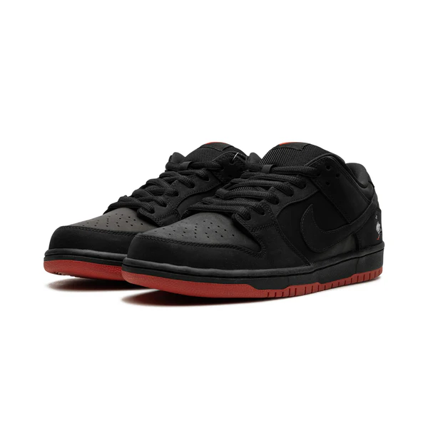 SB DUNK LOW BLACK PIGEON