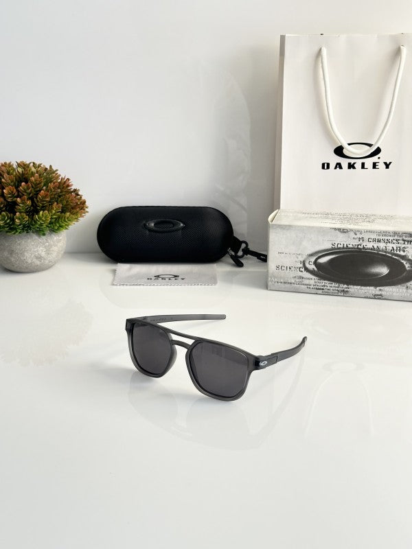 Oakleyy 05 Grey